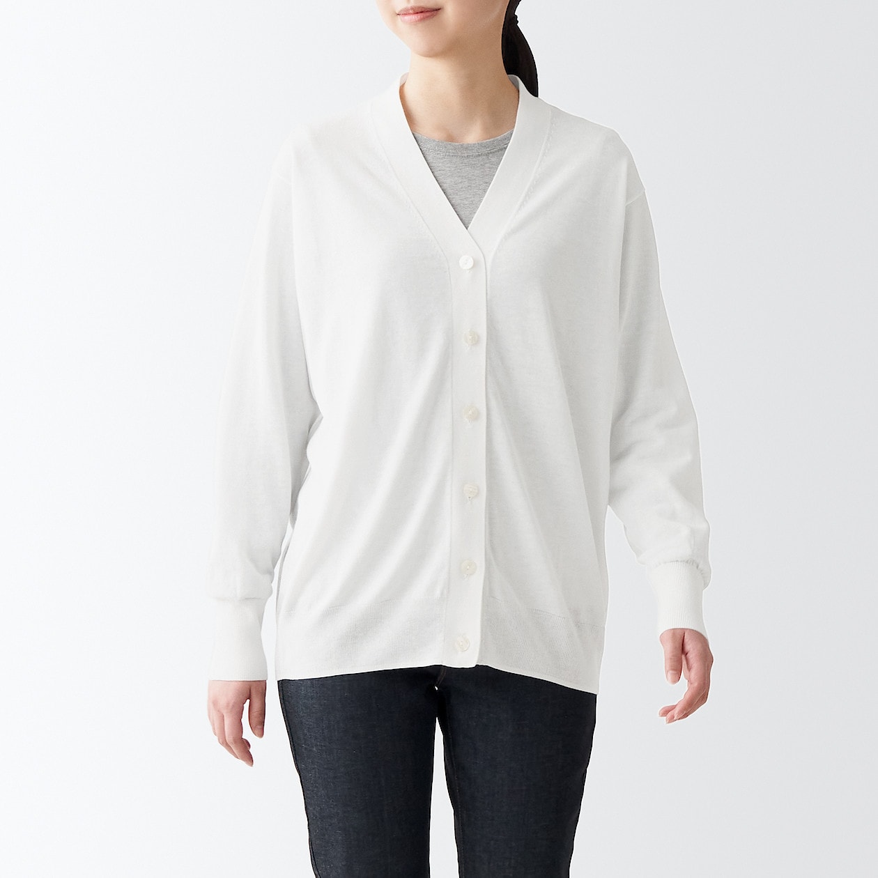 MUJI 100% Wool V Neck Cardigan Oatmeal FedEx