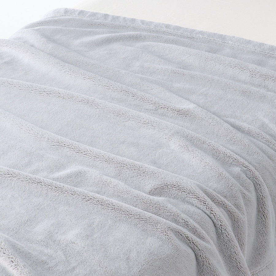 Warm Fibre Moisture Absorbent Thick Blanket 