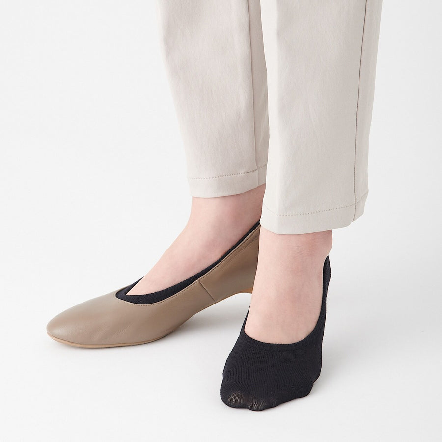 Non-Slip Wide Fit Cotton Blend No-Show Socks