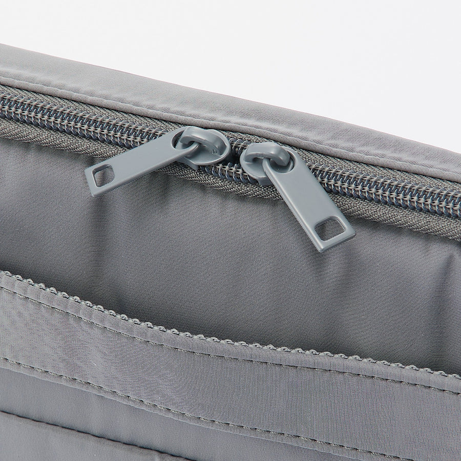 Always-On Laptop Case - A4 - MUJI Australia