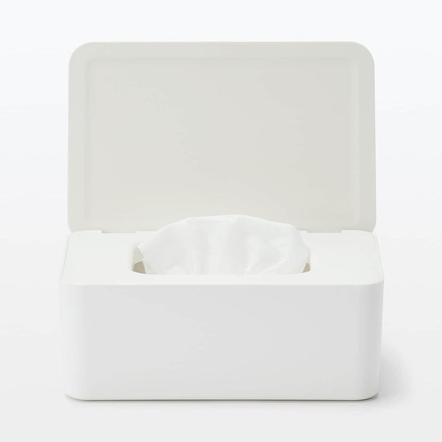 Easy-to-Pull Tissue Case