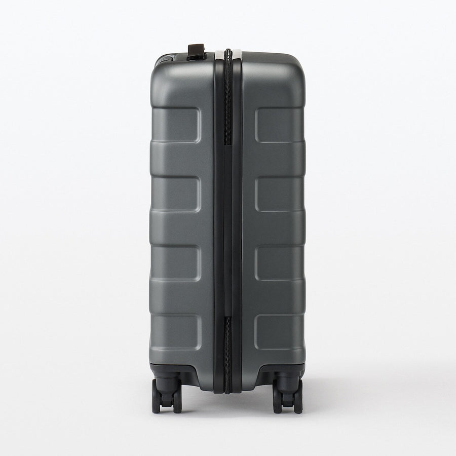 Hard Shell Suitcase - 36L (54cm)