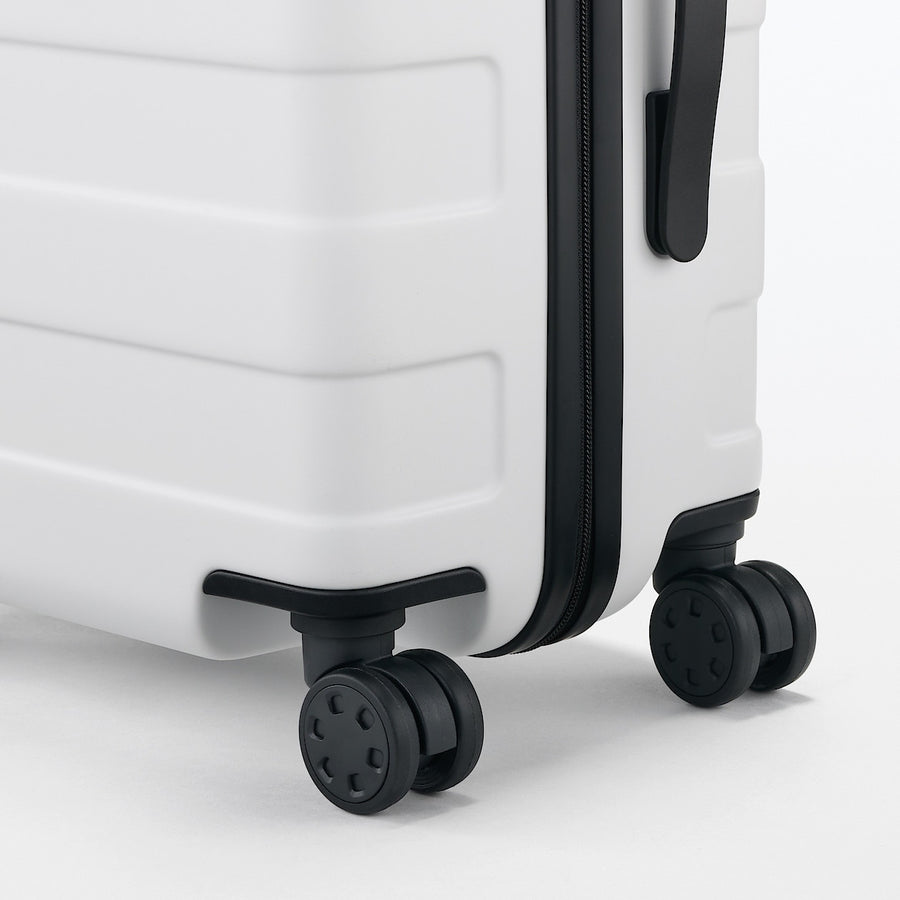 Hard Shell Suitcase - 36L (54cm)