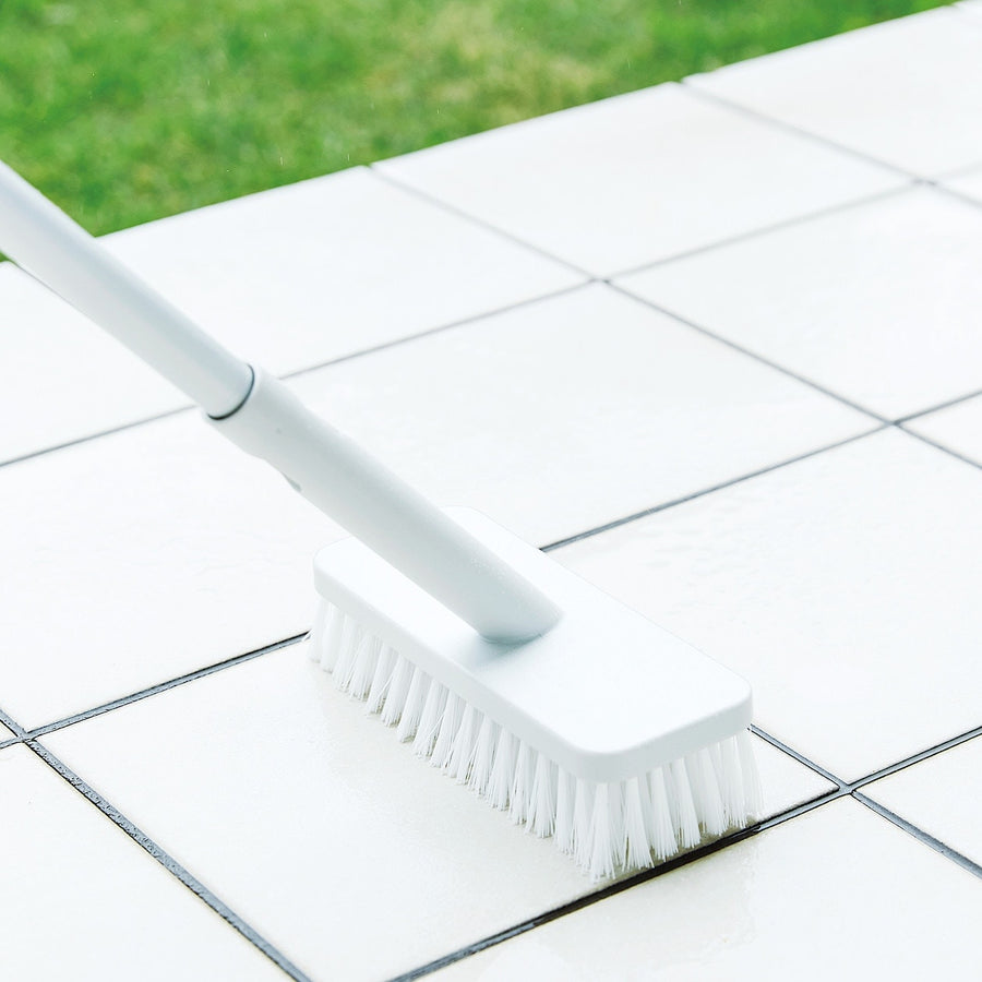 Cleaning System - Deck Brush